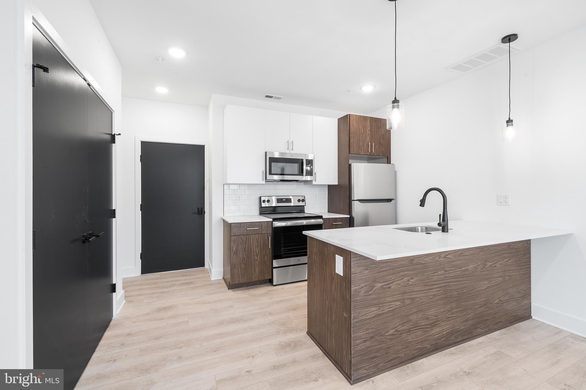 BELLA VISTA - Residential Lease