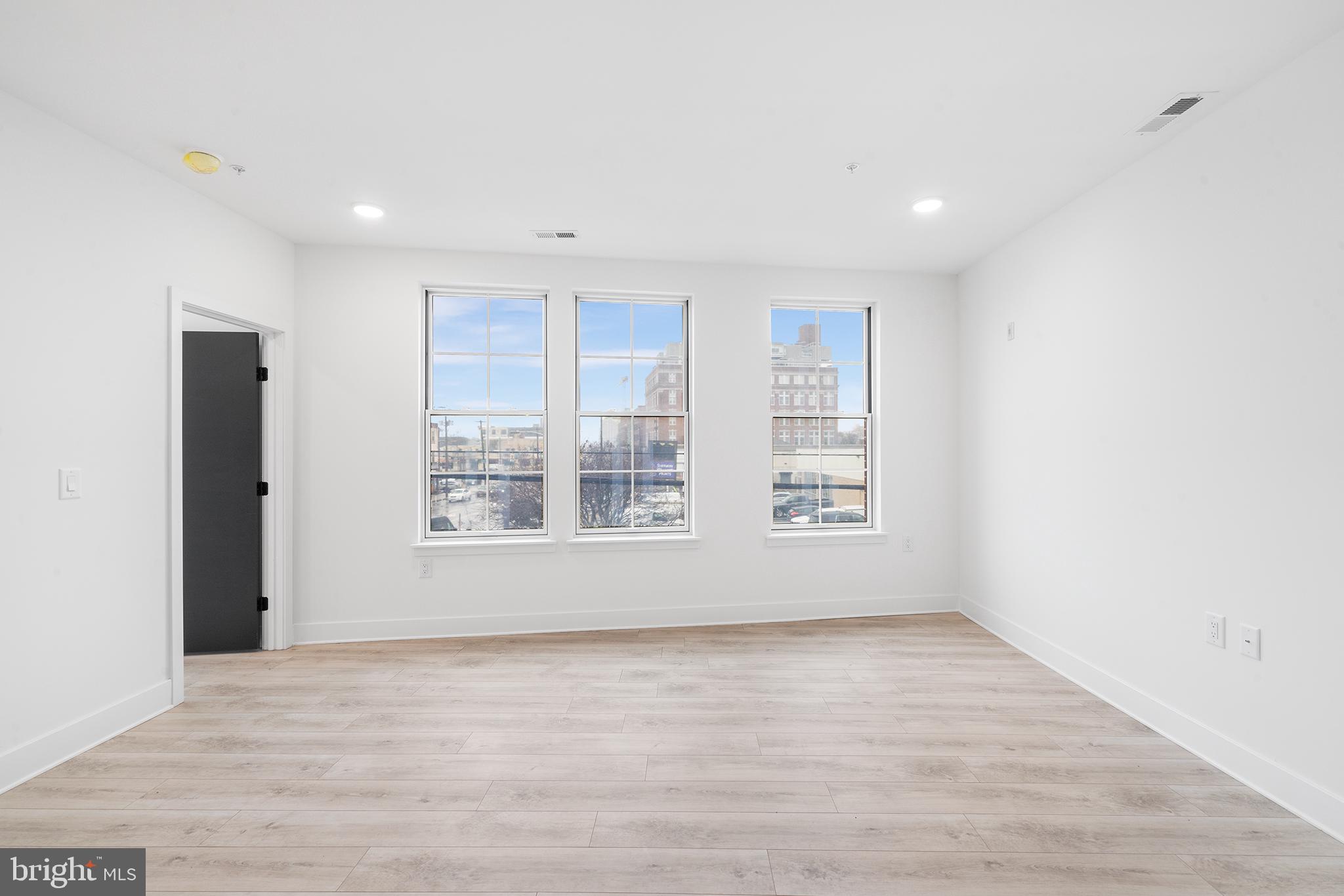 BELLA VISTA - Residential Lease