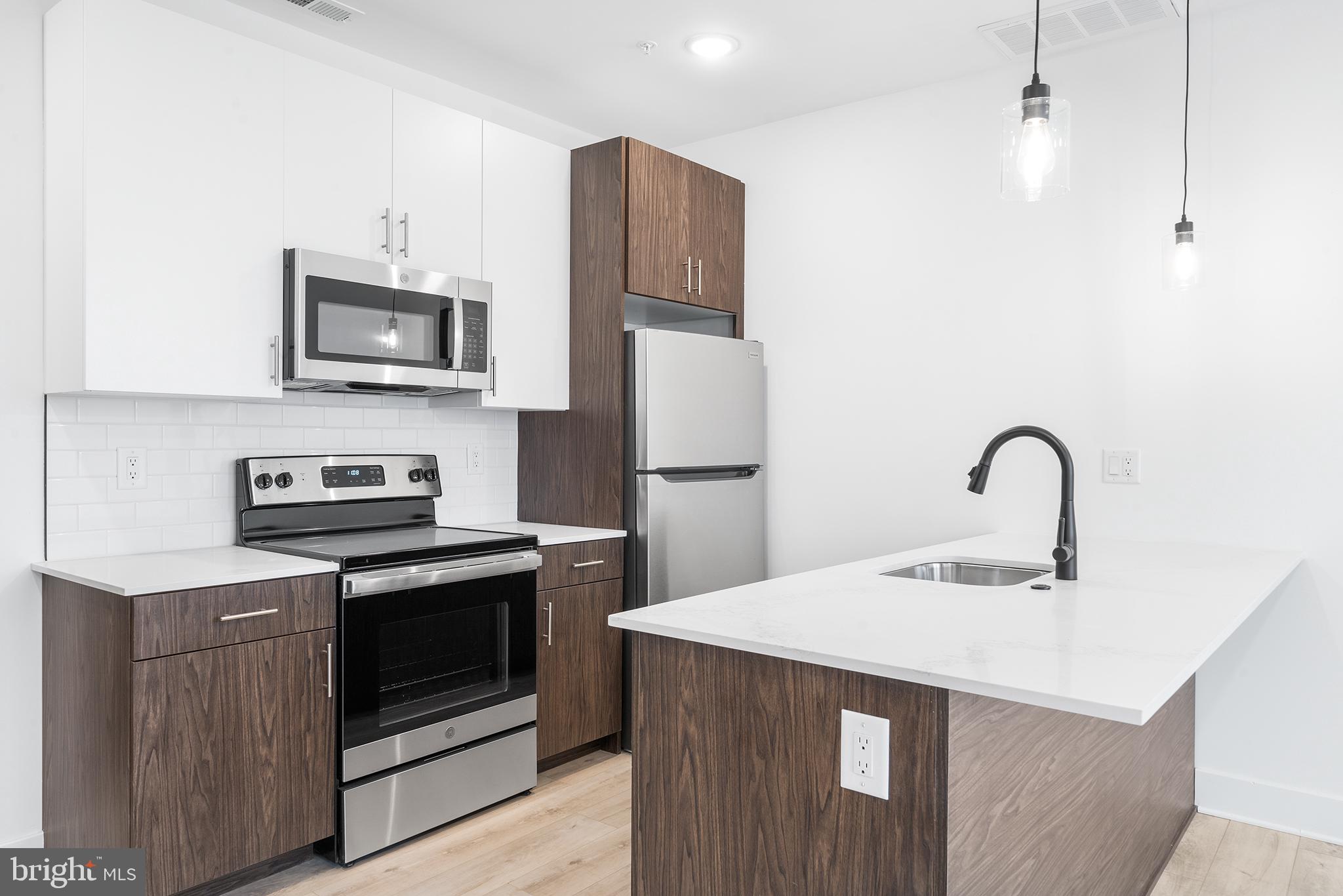 BELLA VISTA - Residential Lease