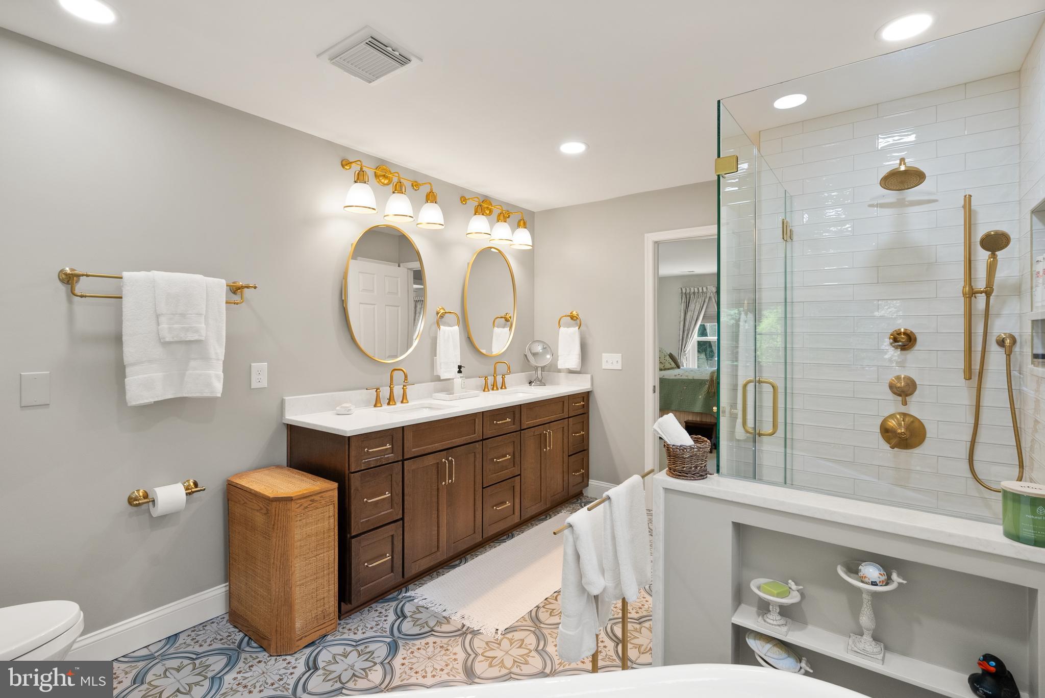 DONOVANS RIDGE - Residential