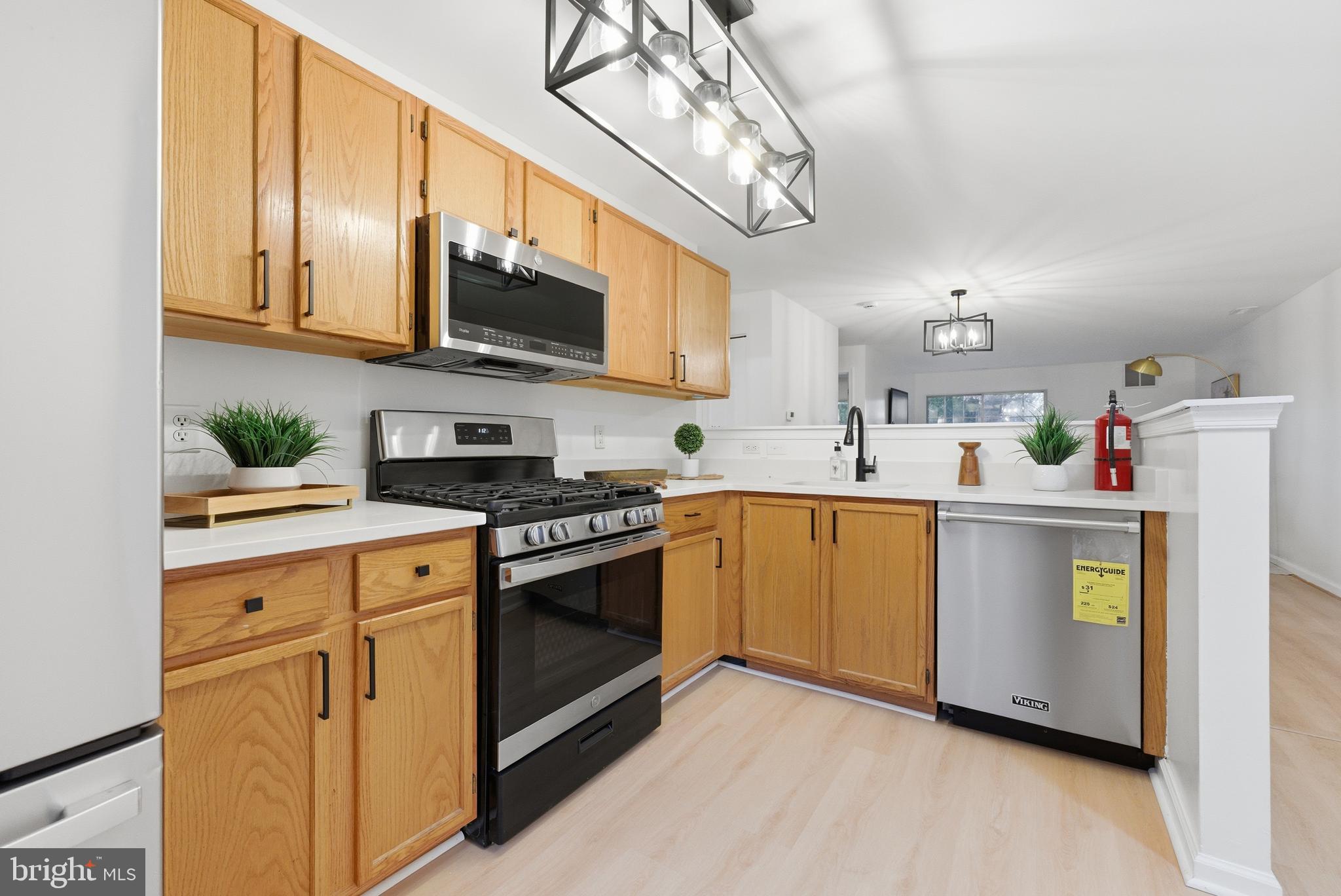 1535 BENJAMIN FRANKLIN COURT