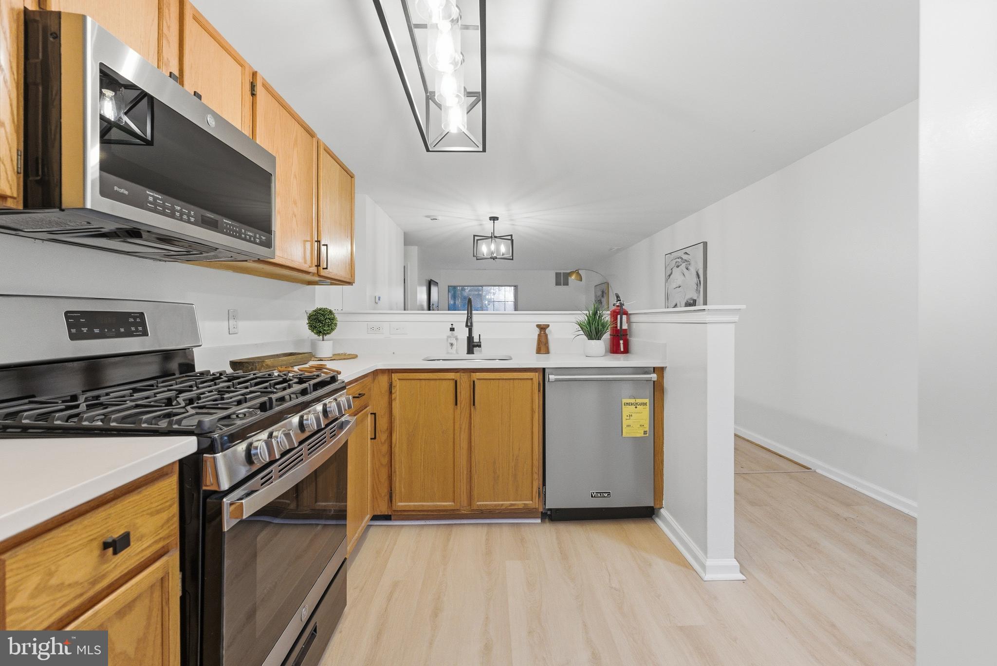 1535 BENJAMIN FRANKLIN COURT