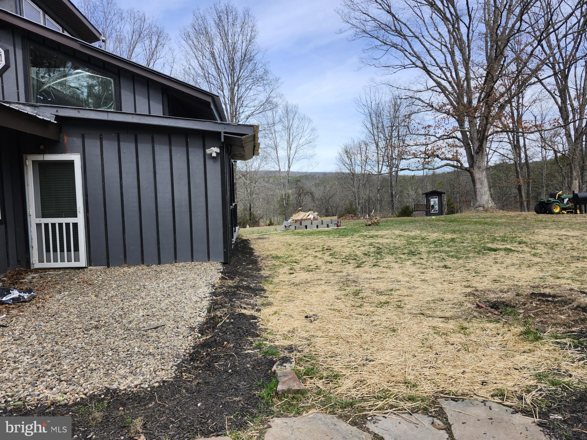 CACAPON MOUNTAIN RETREAT - Residential