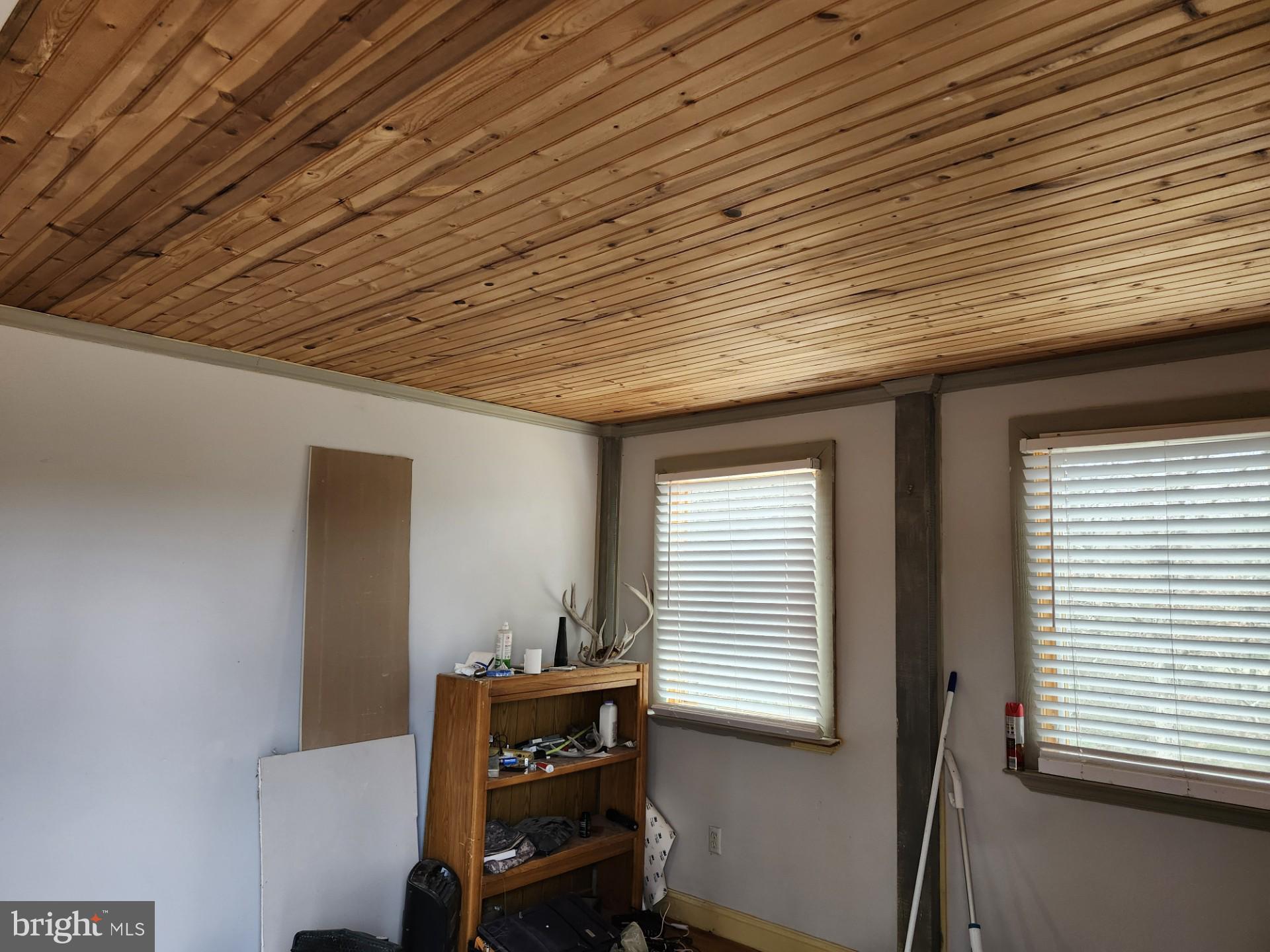 CACAPON MOUNTAIN RETREAT - Residential