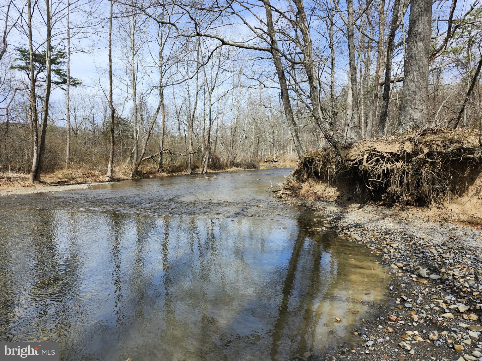 CACAPON MOUNTAIN RETREAT - Residential