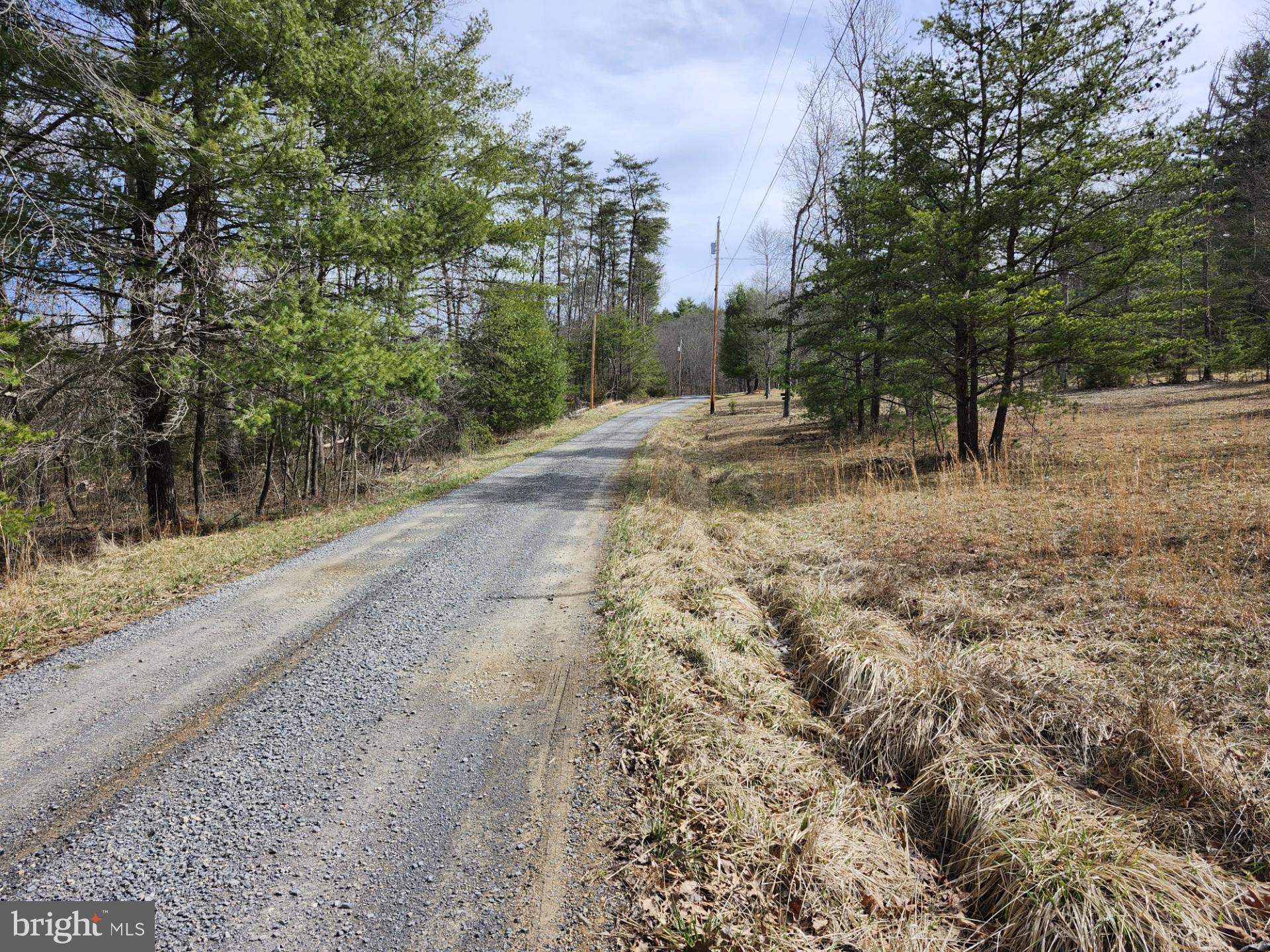 CACAPON MOUNTAIN RETREAT - Residential
