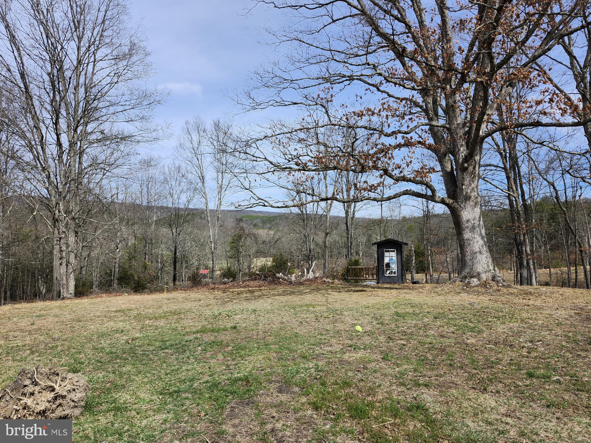 CACAPON MOUNTAIN RETREAT - Residential