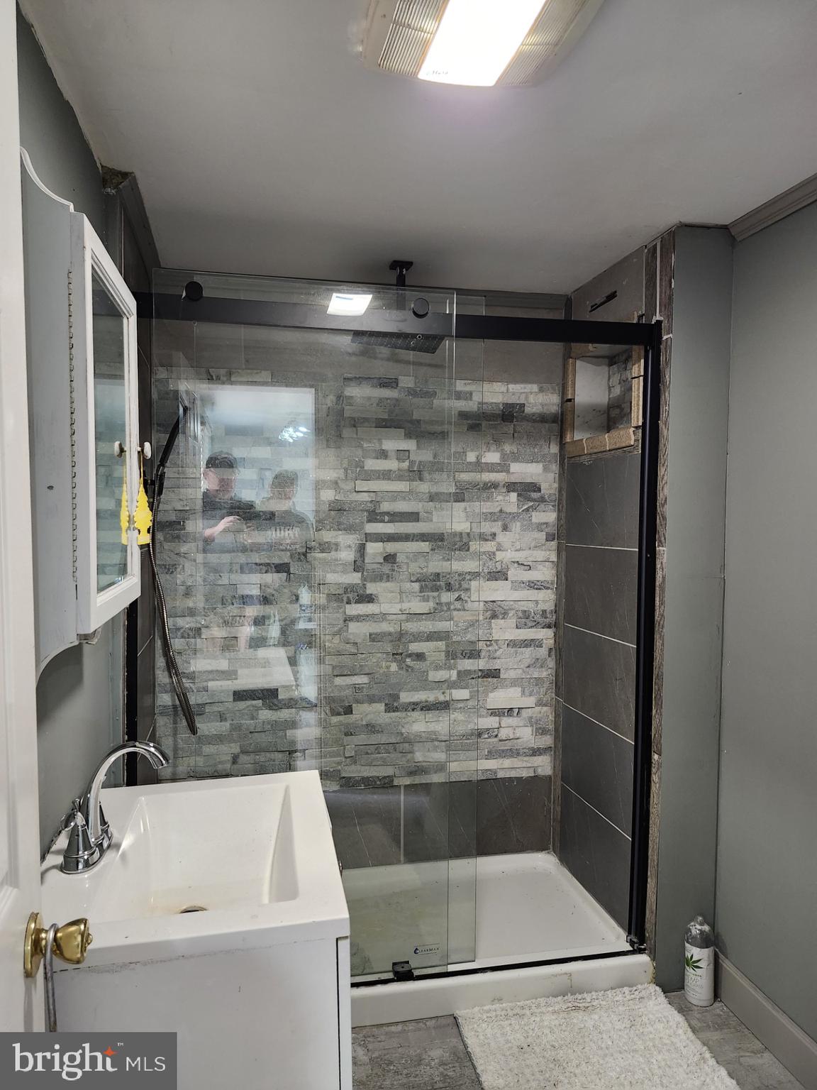 CACAPON MOUNTAIN RETREAT - Residential