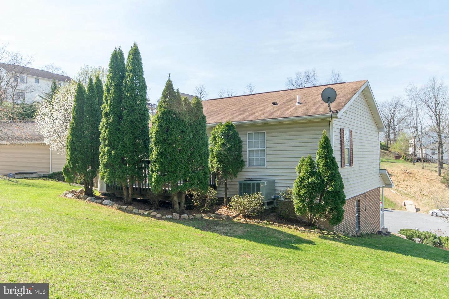 MADISON HEIGHTS - Residential