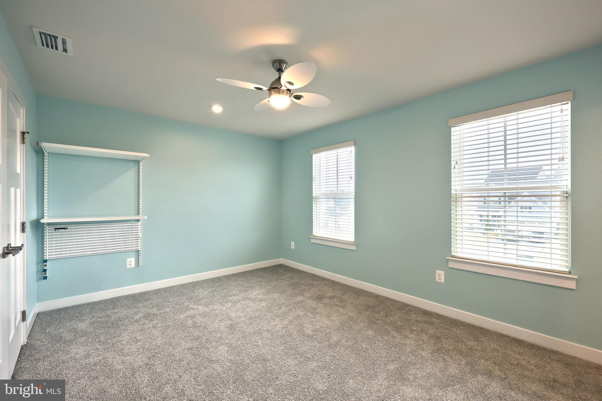 FOX CHAPEL CROSSING - Residential