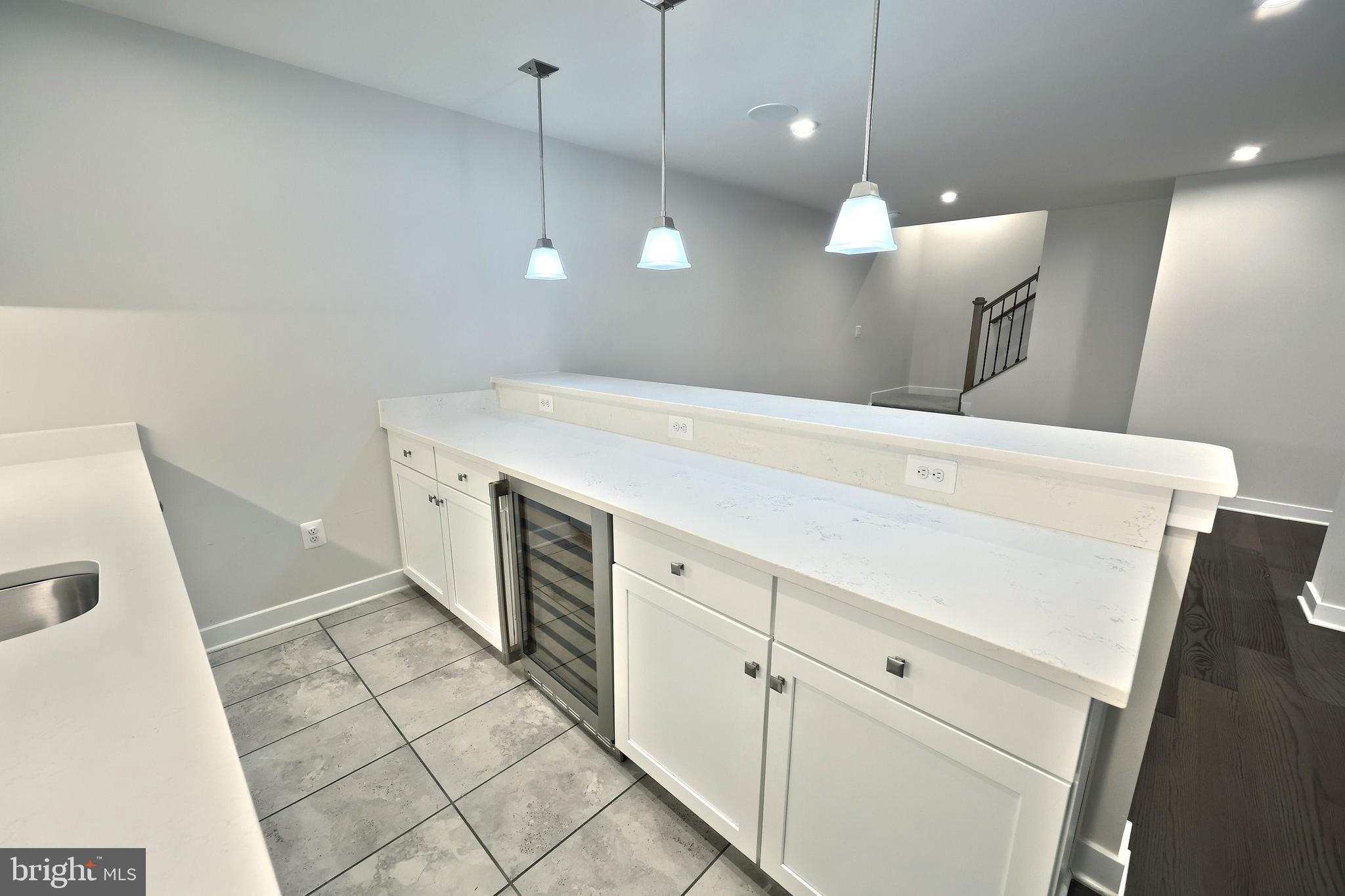 FOX CHAPEL CROSSING - Residential