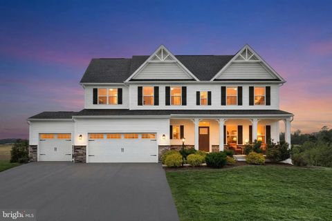 12 ERVIN DRIVE SHREWSBURY PA 17361