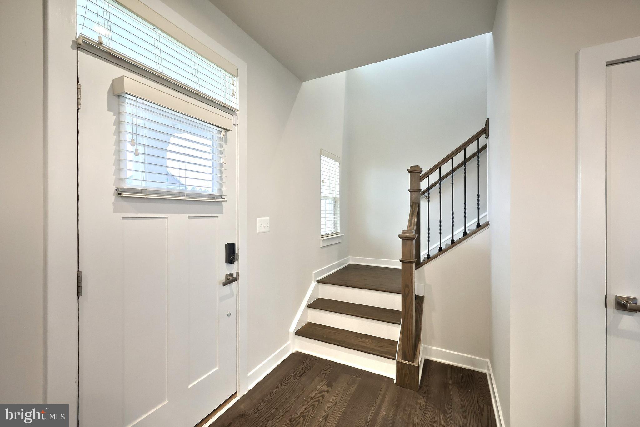 FOX CHAPEL CROSSING - Residential