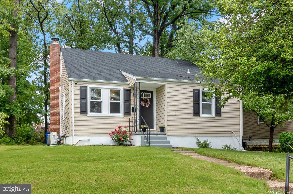 A breath of fresh air in Overlea! This renovated Cape Cod at 3302 Orlando Avenue is the whole package: stylish, spacious, and sitting pretty on a lush, oversized lot.
Inside, you'll love the open and airy layout, hardwoods, and a crisp kitchen outfitted with quartz counters, stainless appliances, and sleek cabinetry. The upstairs loft offers flexible space for an office, bedroom, or second living area—whatever suits your lifestyle best. Downstairs, the finished basement adds even more room to spread out.
With three bedrooms, two full baths, and a backyard full of possibilities, this one is move-in ready and easy to love. Don't miss it!
Ask us about the $20,000 grant available in this census tract for down payment and closing costs!