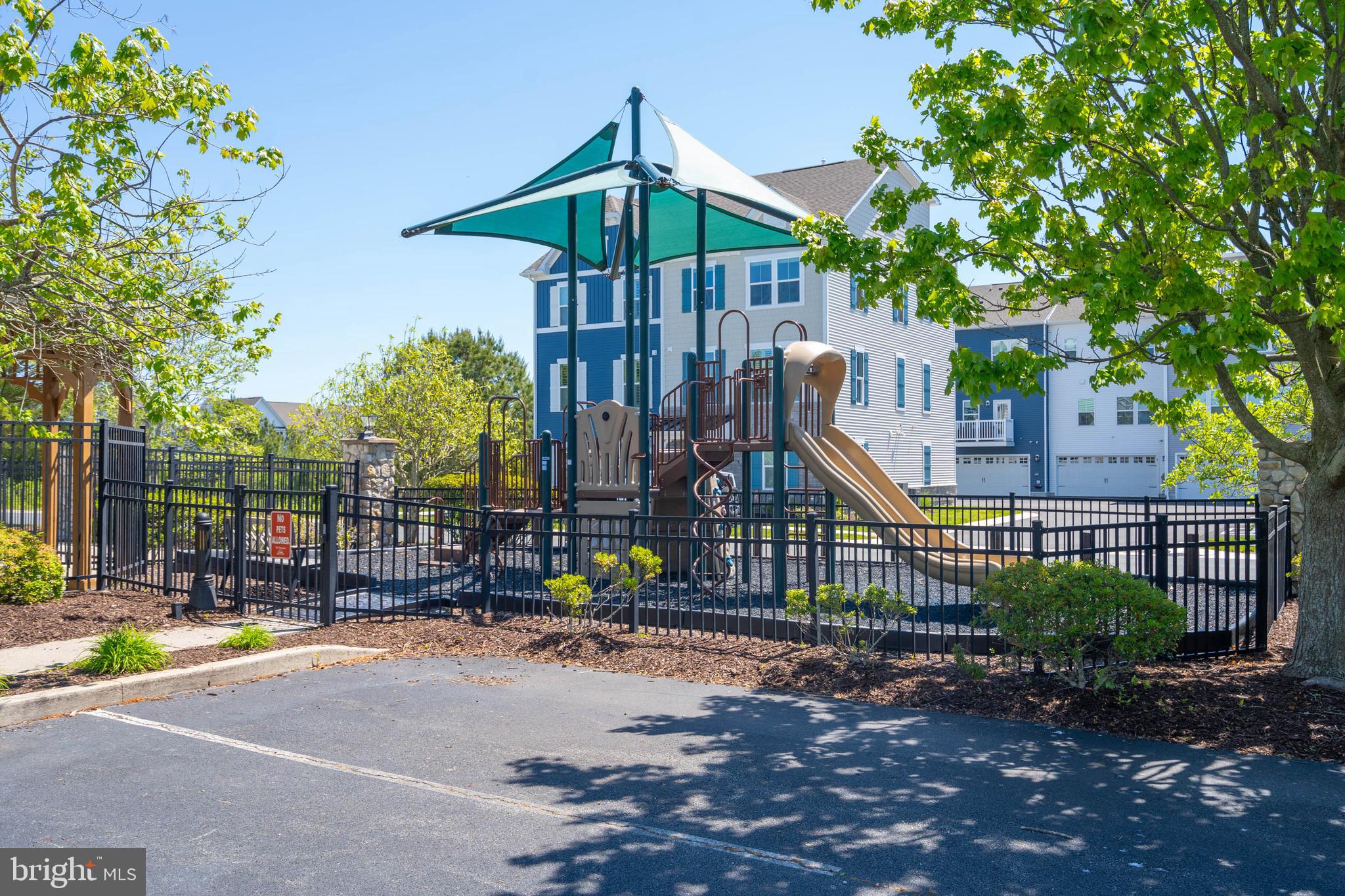 THE LANDINGS - Residential