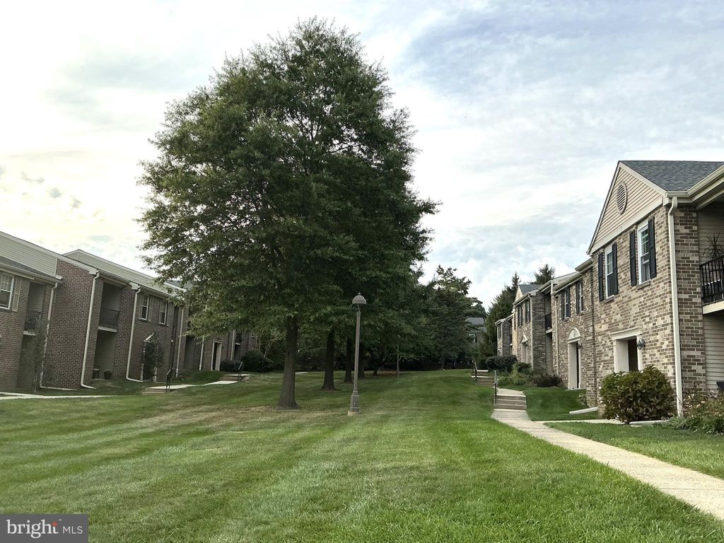 Photo of 61 Ramsgate Court, BLUE BELL, PA 19422 (MLS # PAMC2166016)