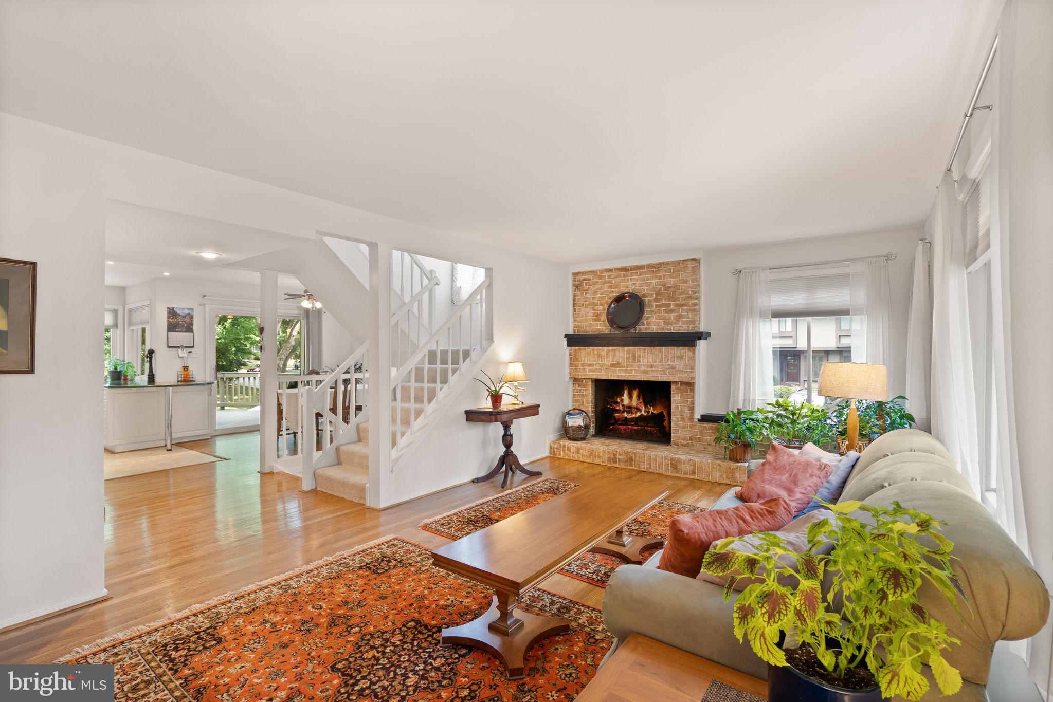 RESTON - Residential