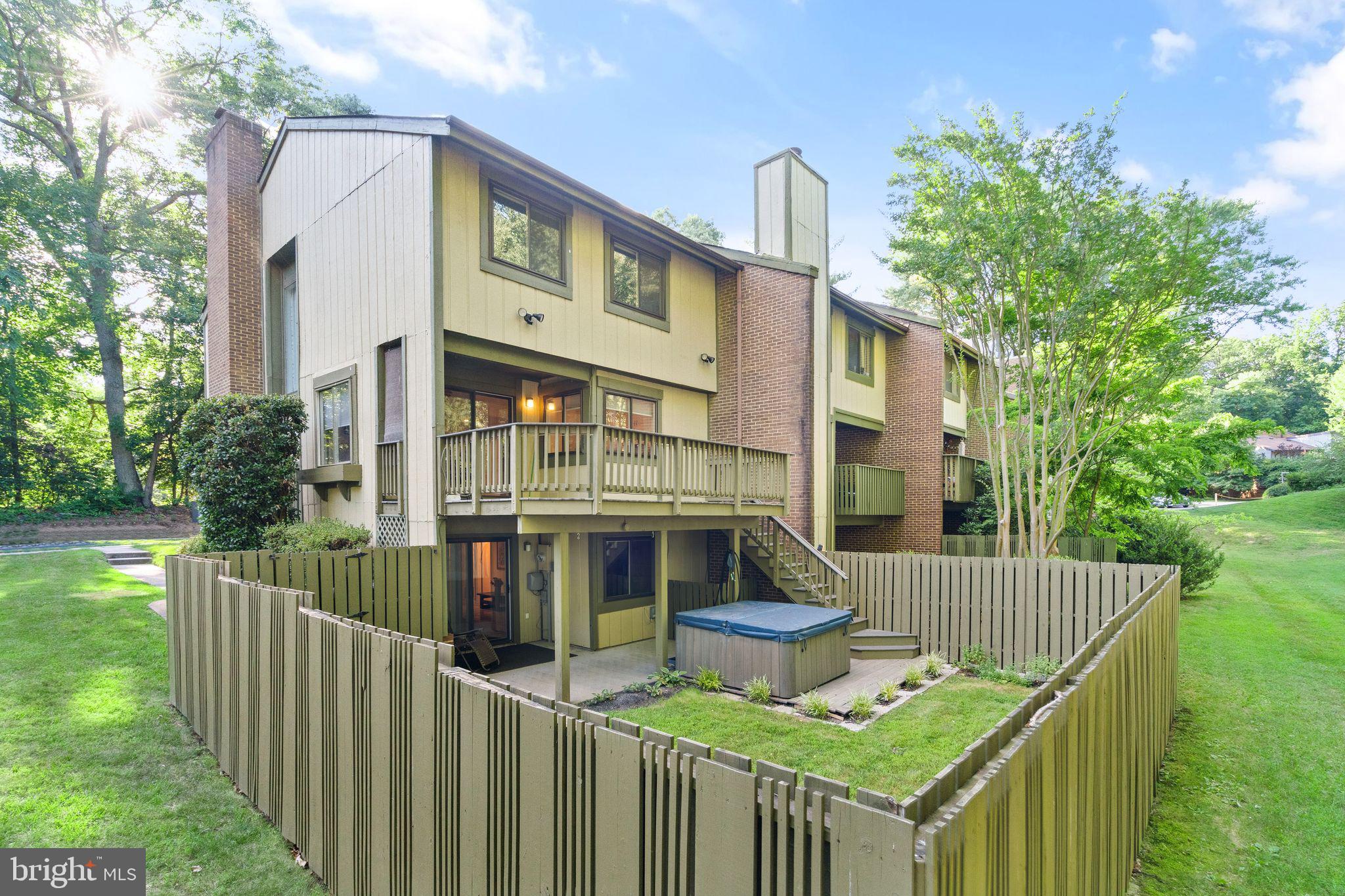 RESTON - Residential