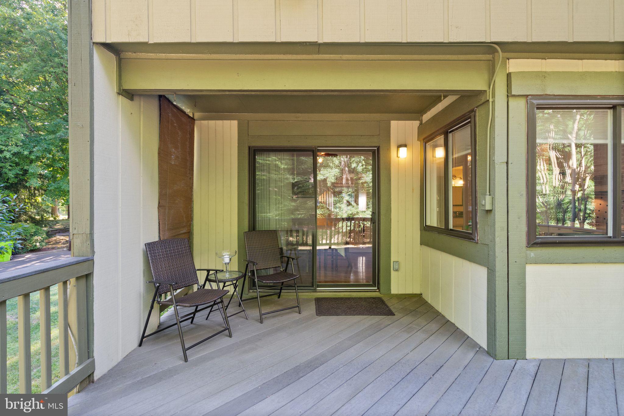 RESTON - Residential