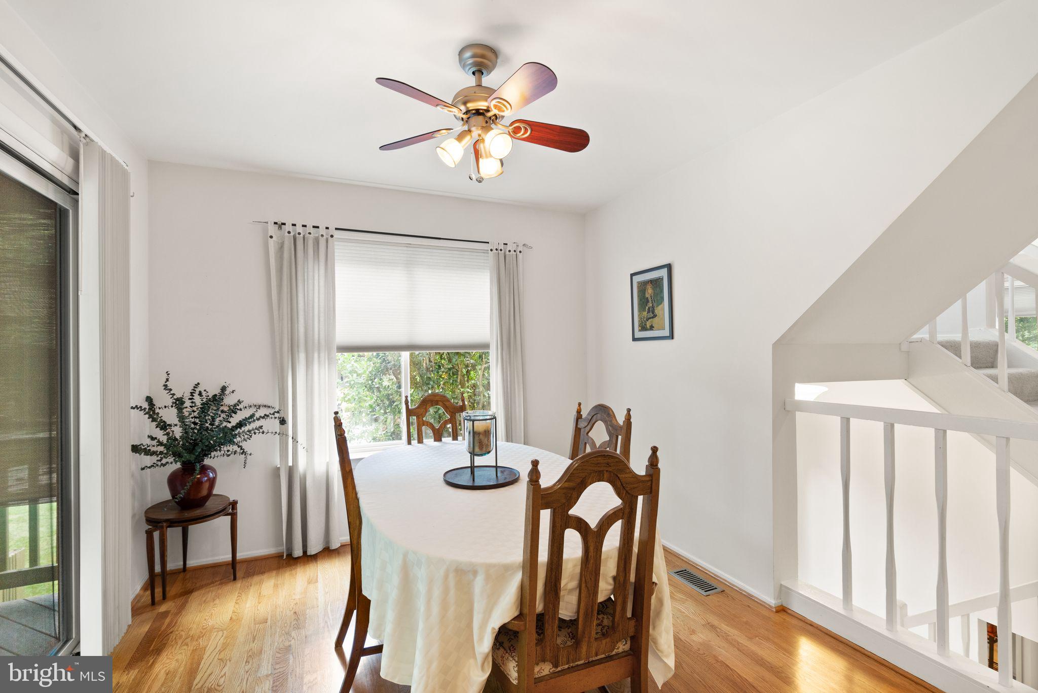 RESTON - Residential