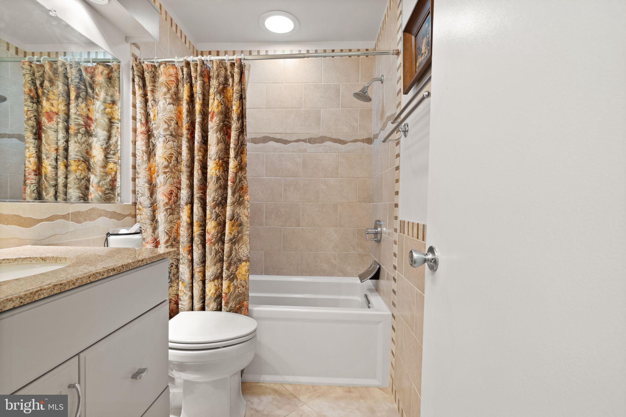 RESTON - Residential