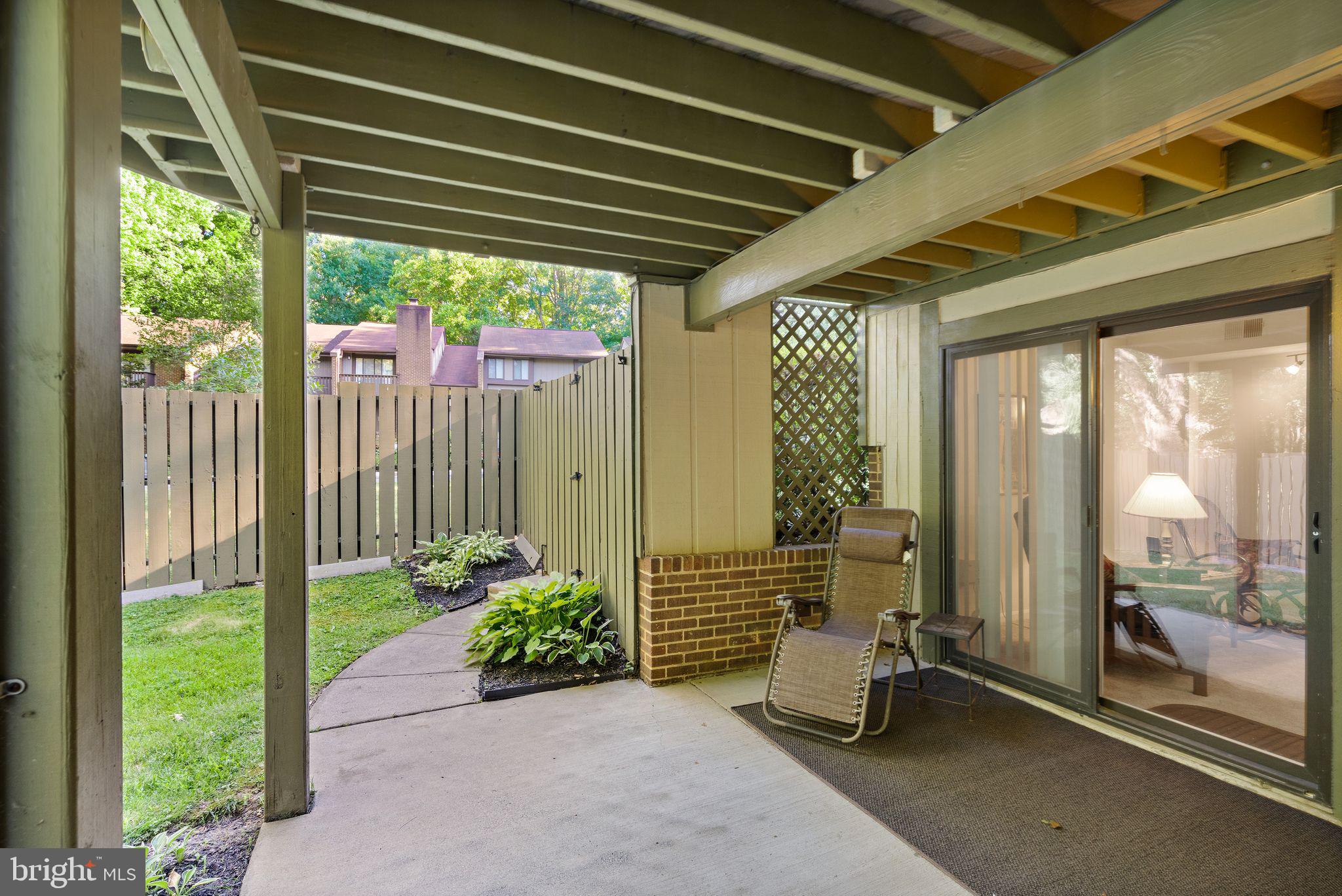 RESTON - Residential