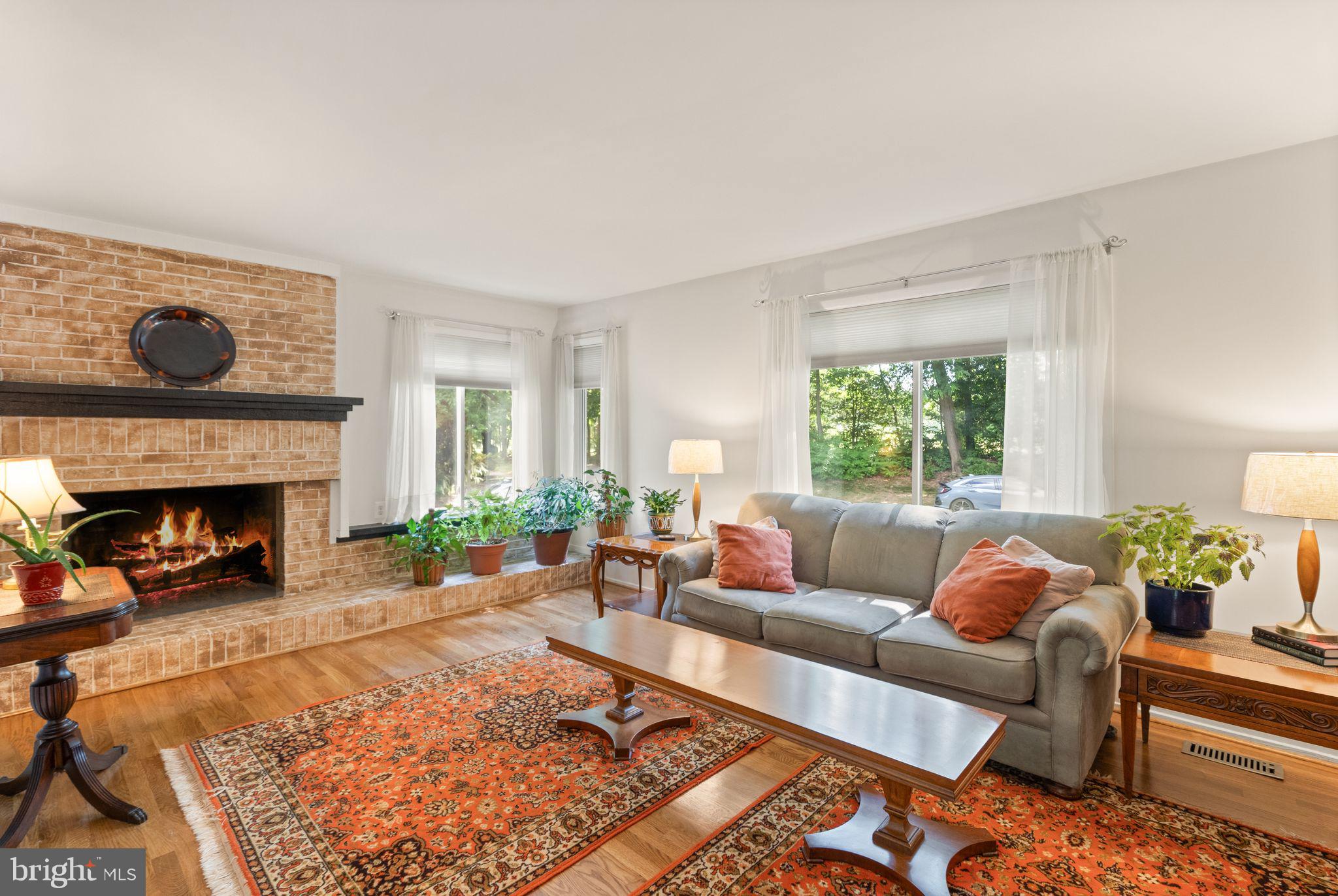 RESTON - Residential