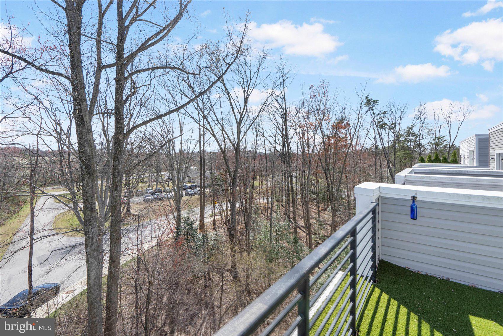 ADMIRALS SQUARE - Residential