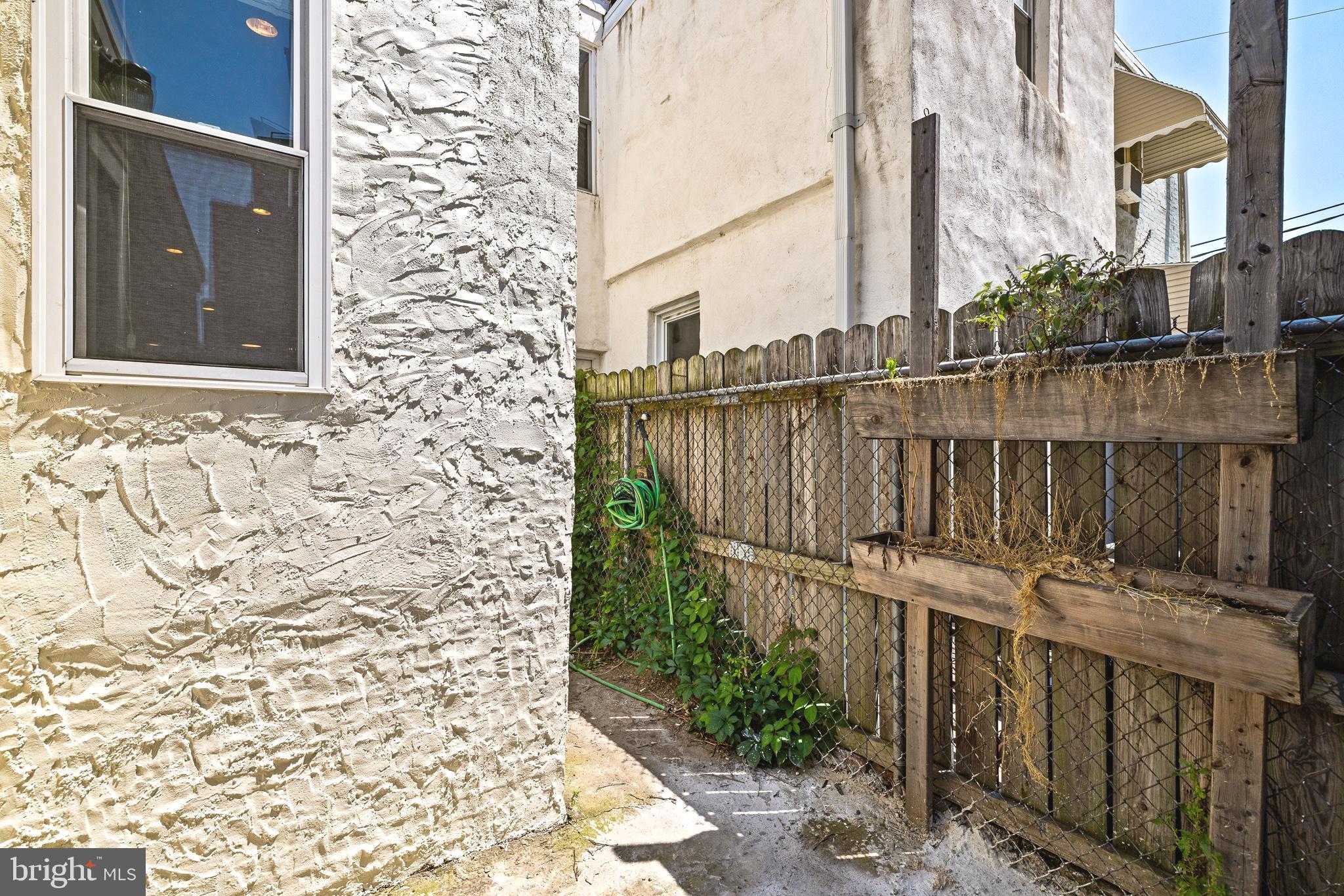 OLDE KENSINGTON - Residential