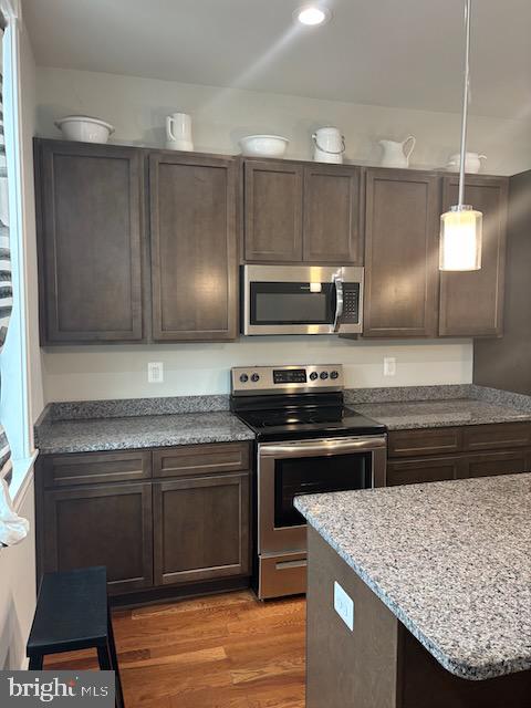 MIDDLE EAST - Residential Lease