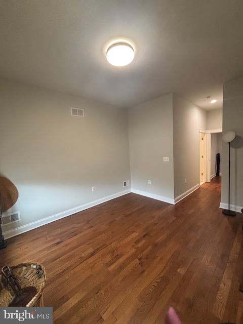 MIDDLE EAST - Residential Lease