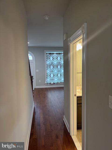 MIDDLE EAST - Residential Lease