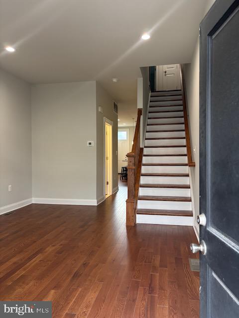 MIDDLE EAST - Residential Lease