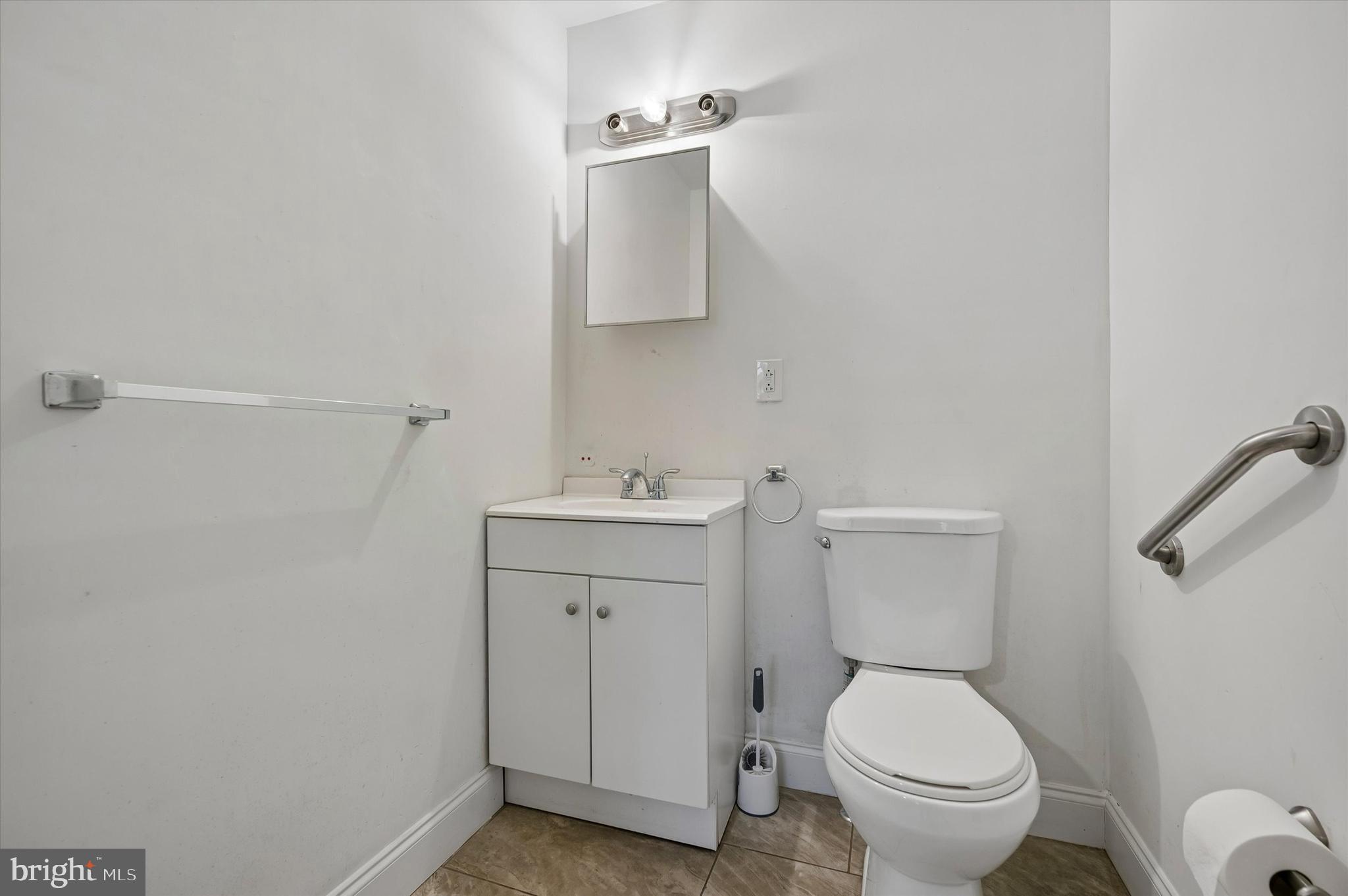 GERMANTOWN (EAST) - Residential