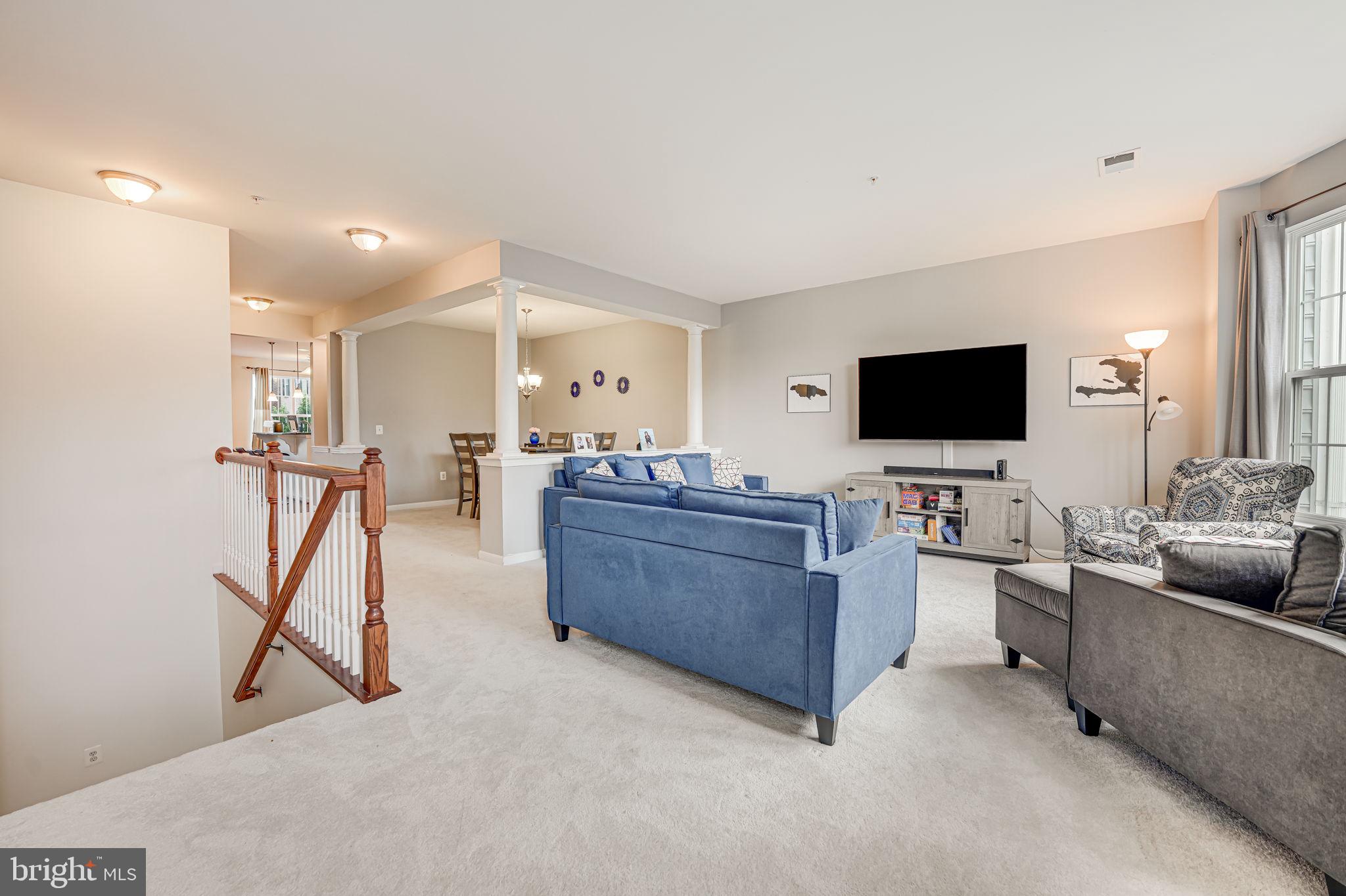 LEE SQUARE - Residential