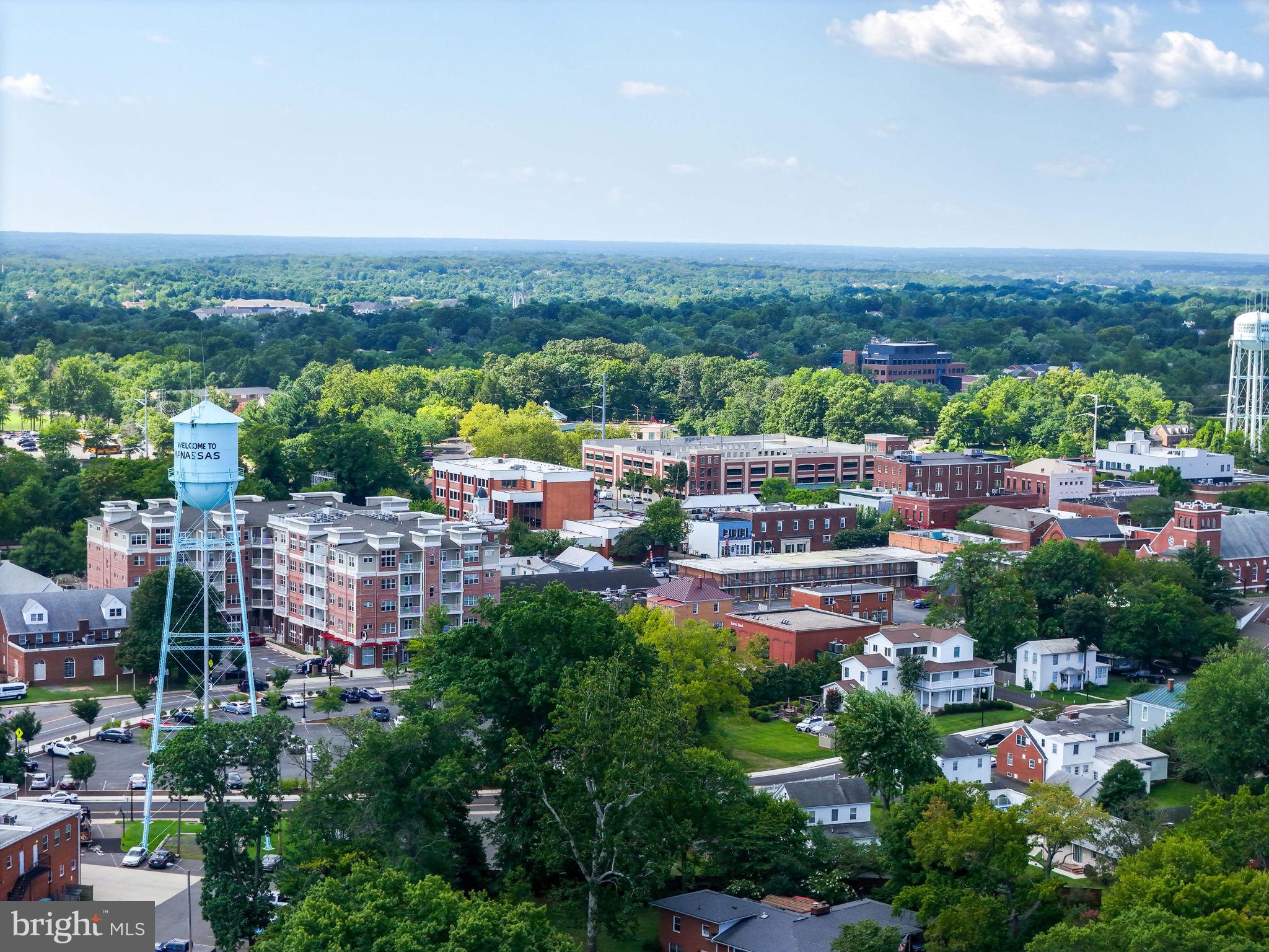 LEE SQUARE - Residential