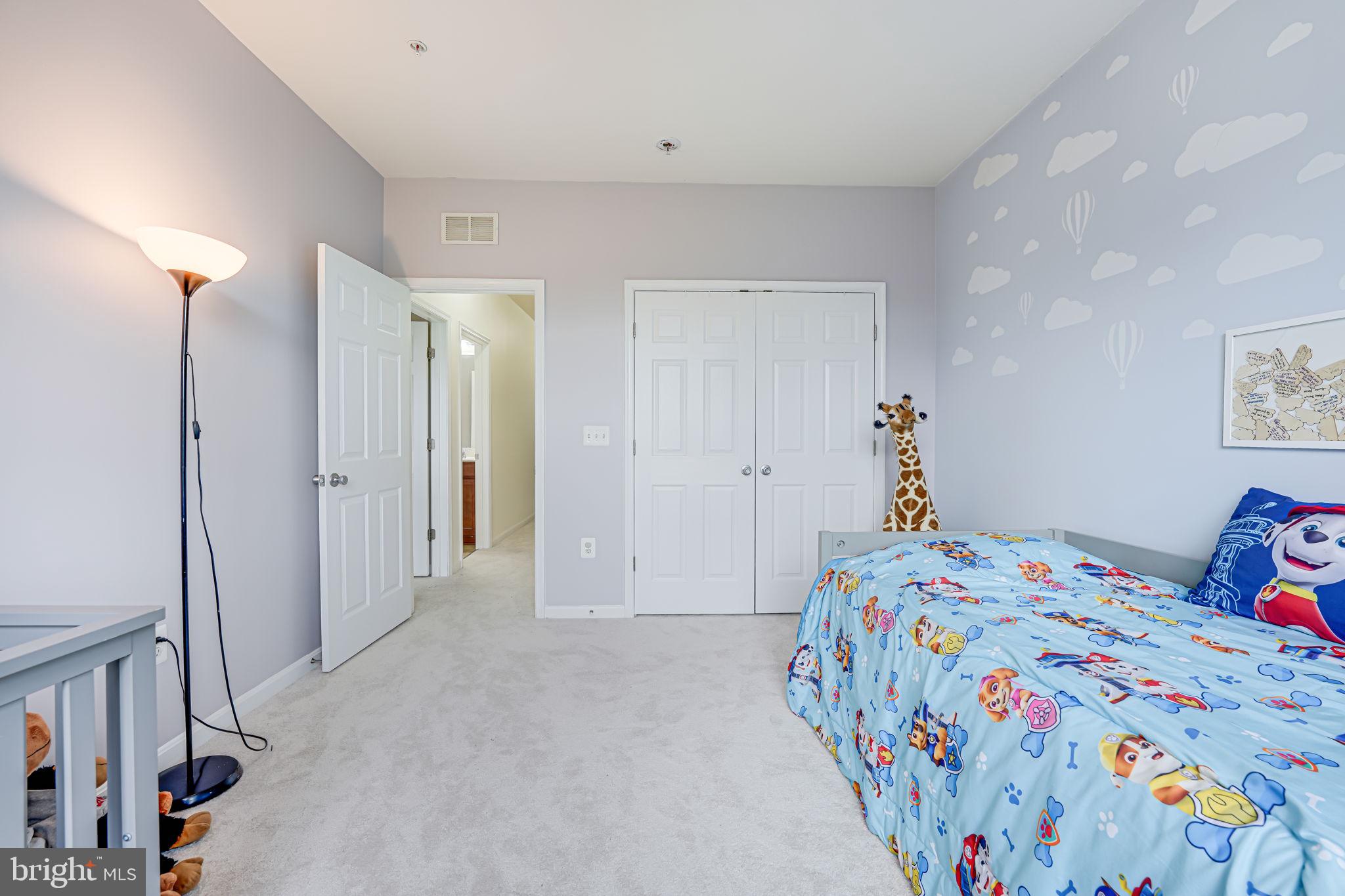 LEE SQUARE - Residential