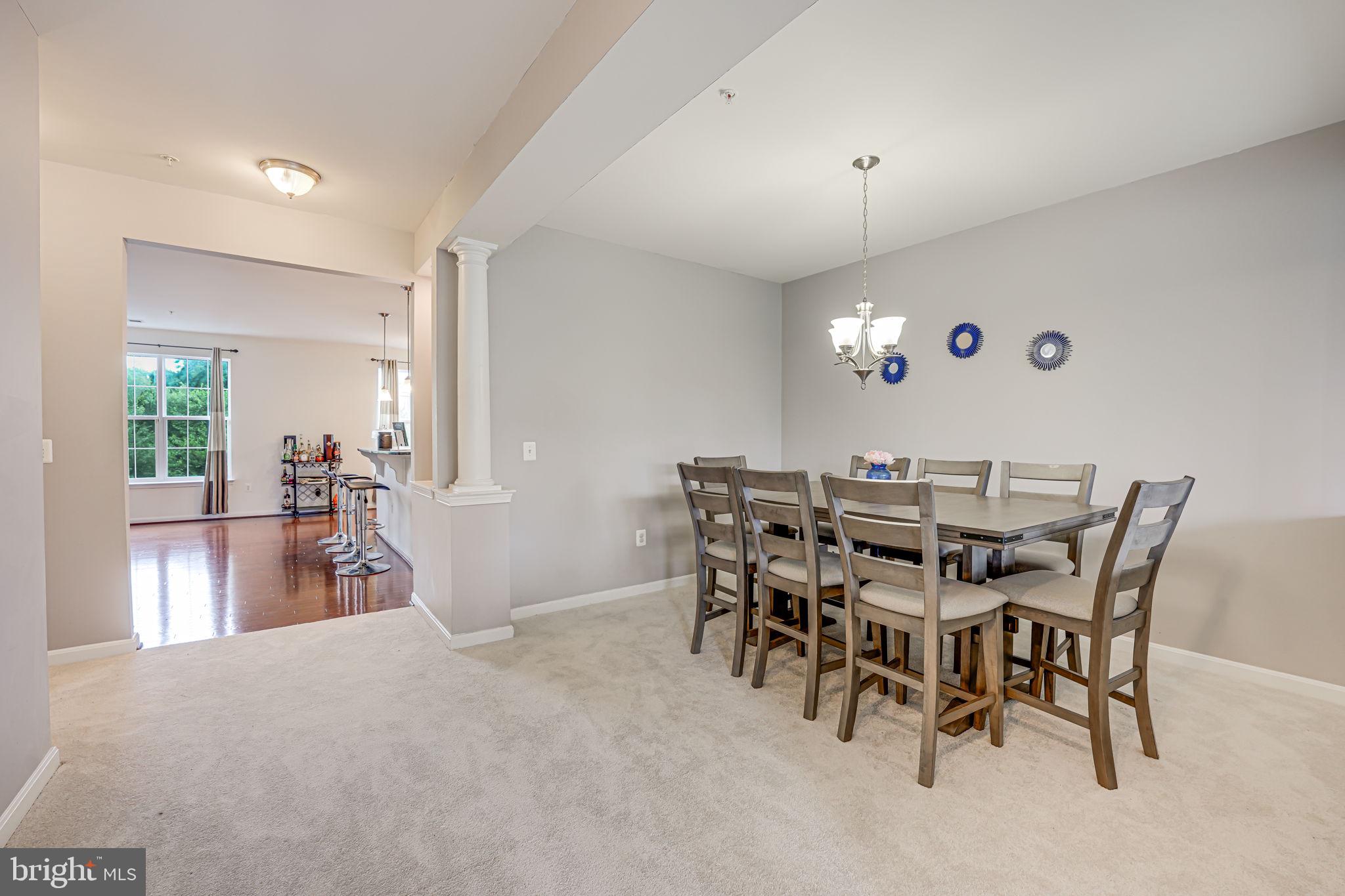 LEE SQUARE - Residential