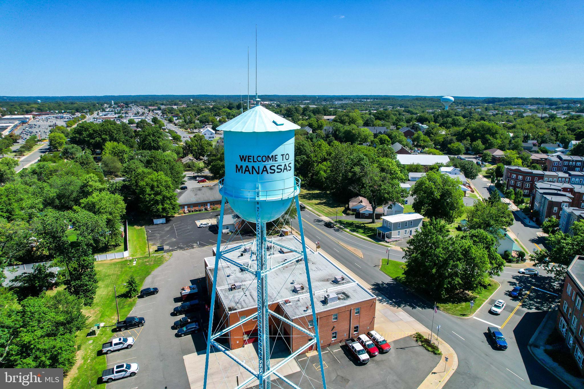 LEE SQUARE - Residential