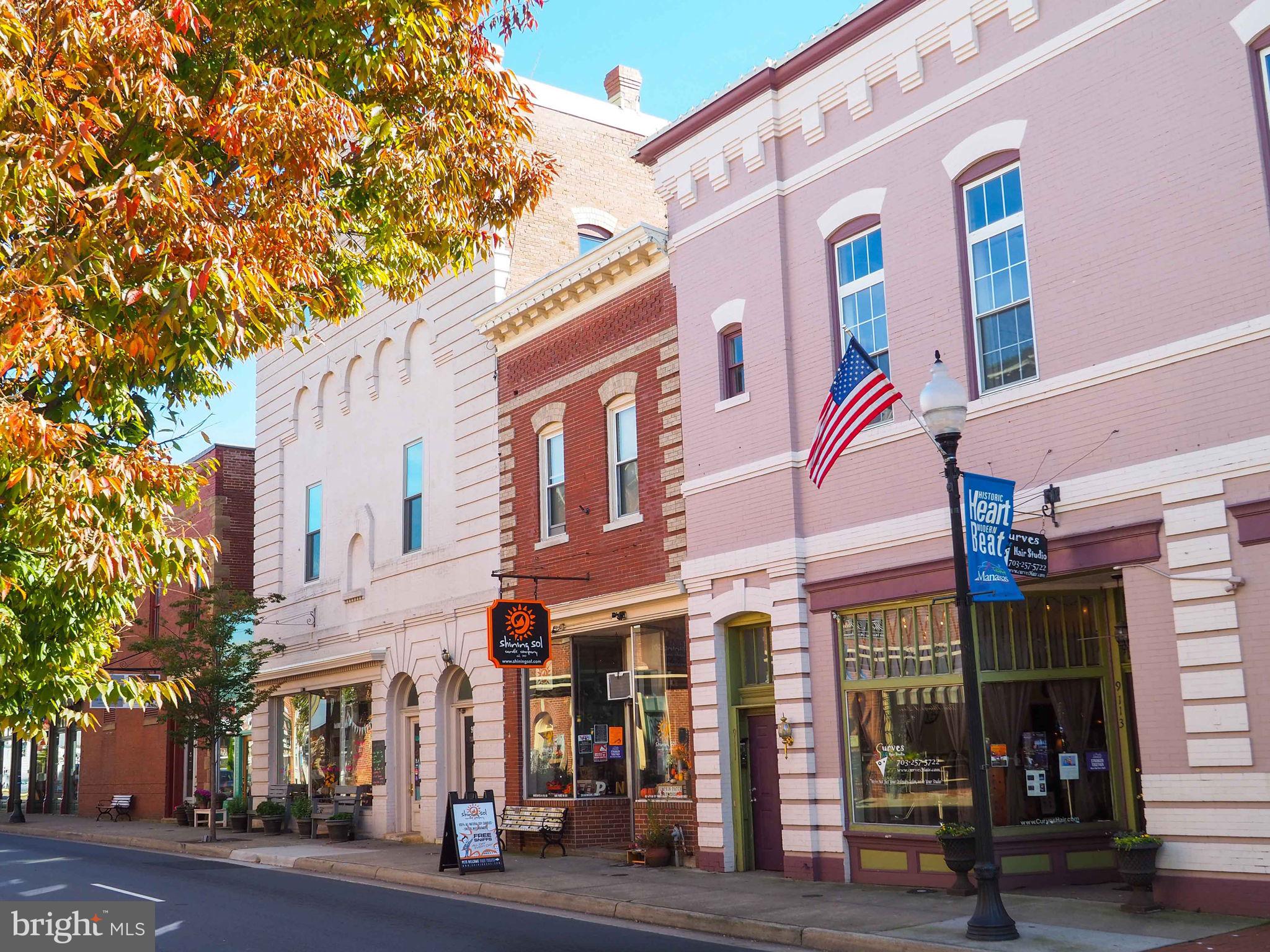 LEE SQUARE - Residential