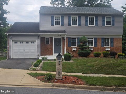 Photo of 604 Bonnie Meadow Lane, FORT WASHINGTON, MD 20744 (MLS # MDPG2208572)