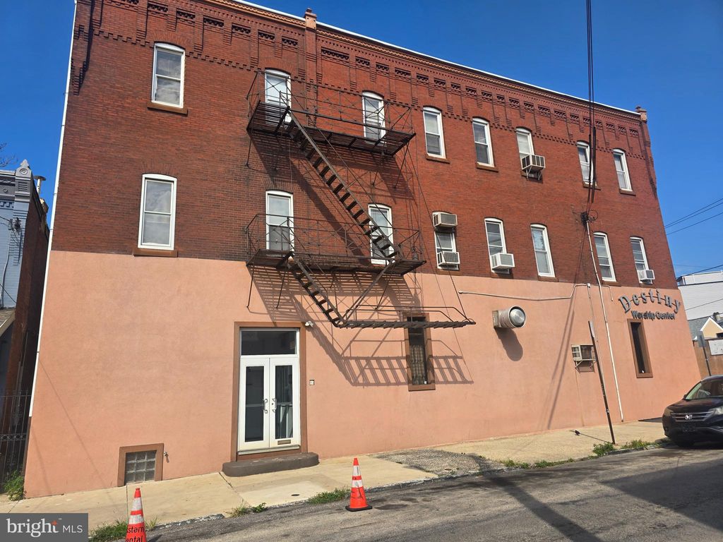 Photo of 4500 - 2 Westminster Avenue, PHILADELPHIA, PA 19131 (MLS # PAPH2531564)