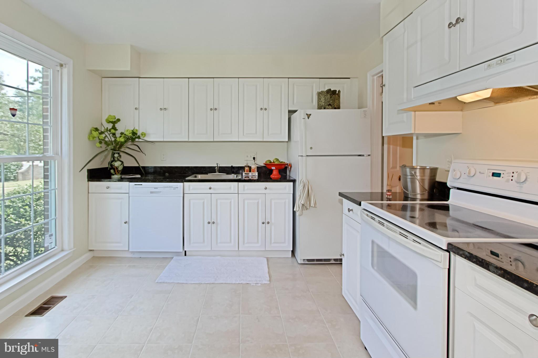 LEEWOOD - Residential