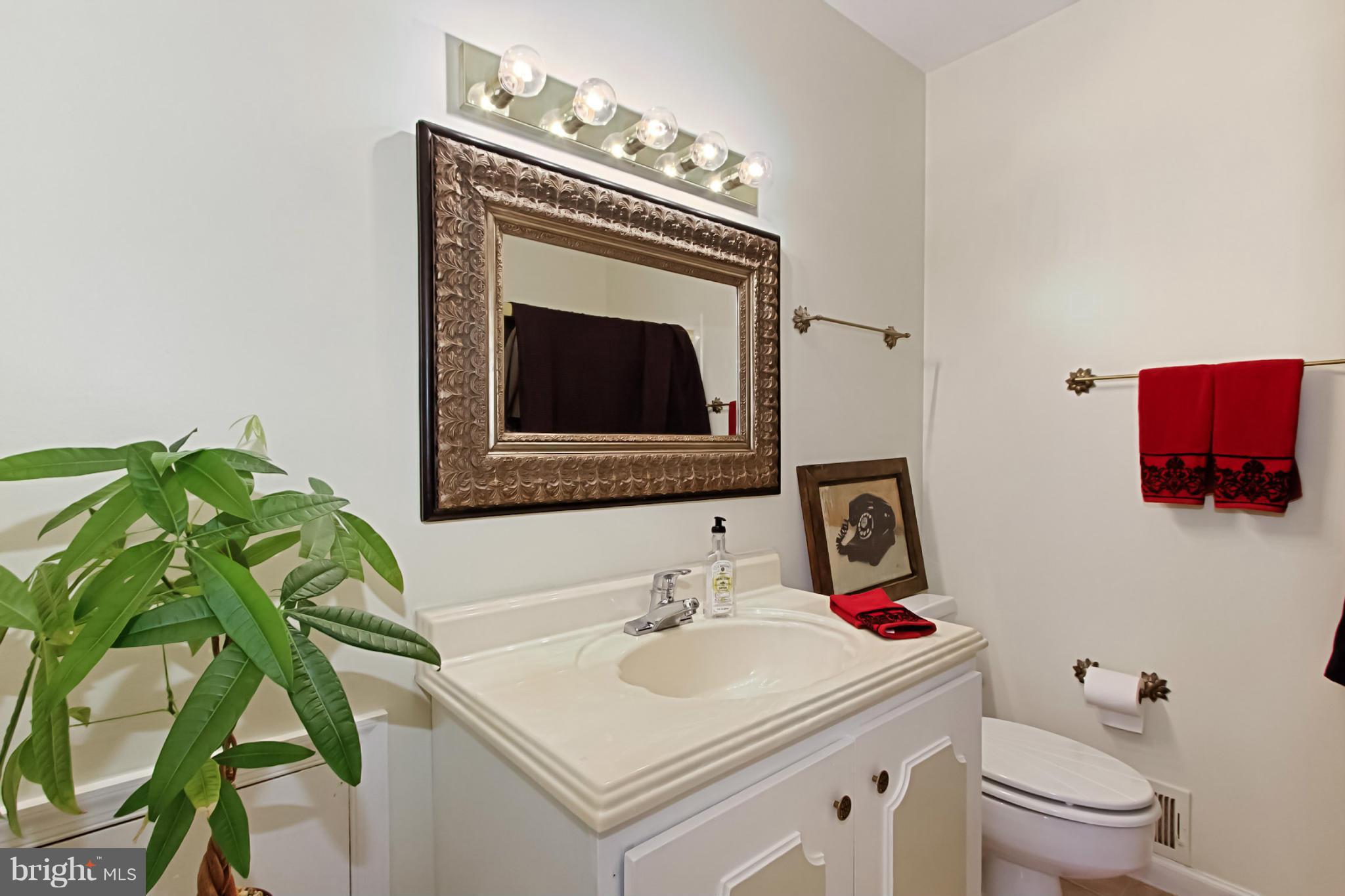 LEEWOOD - Residential