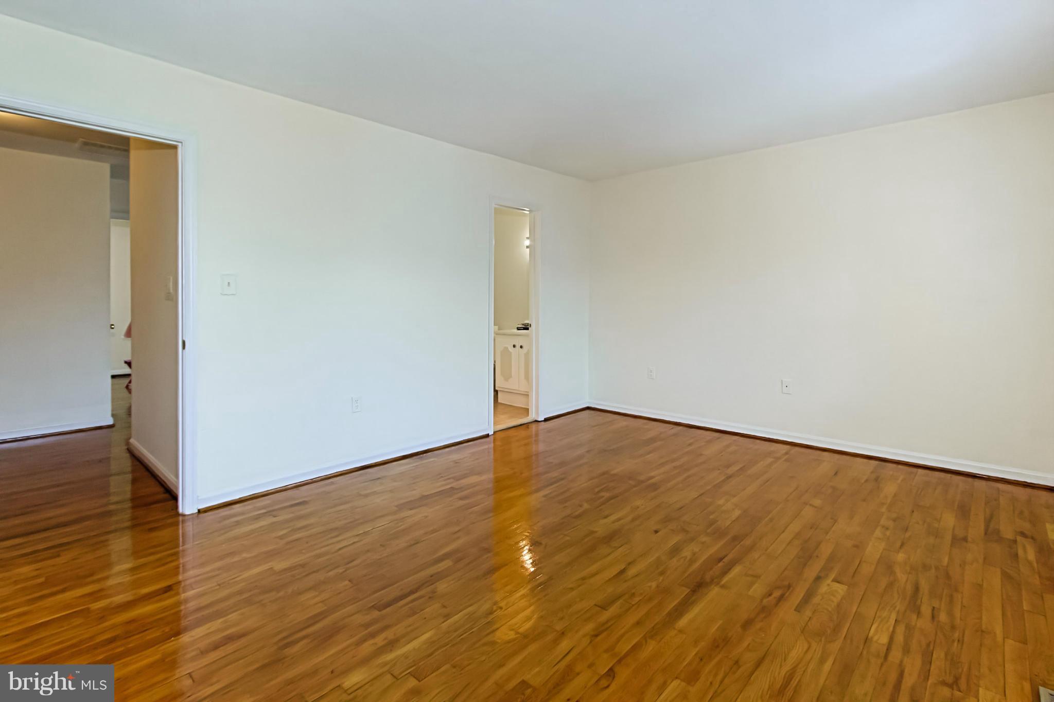 LEEWOOD - Residential