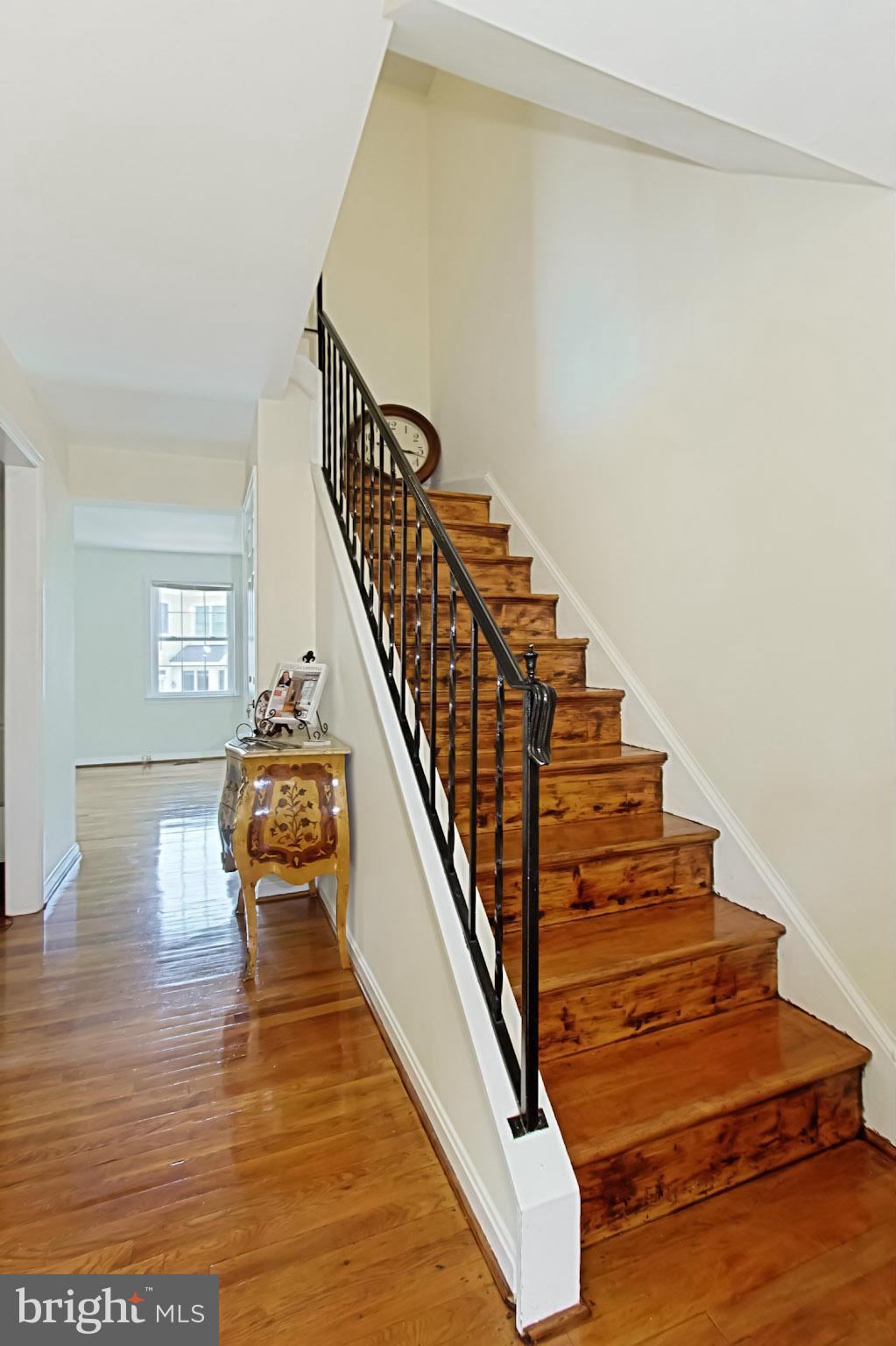 LEEWOOD - Residential