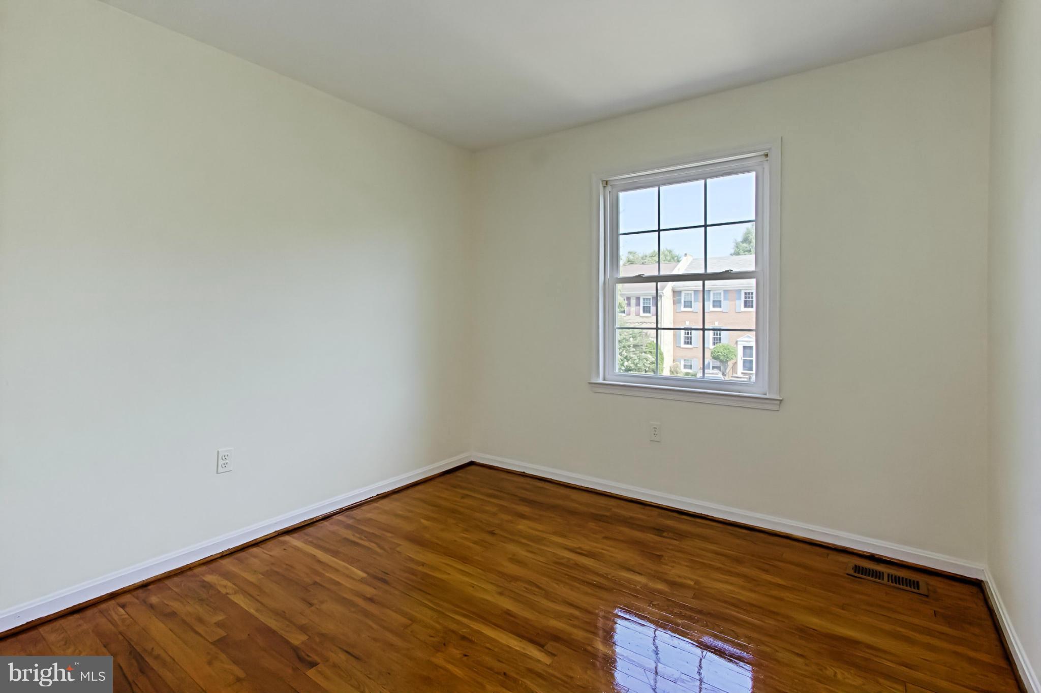 LEEWOOD - Residential