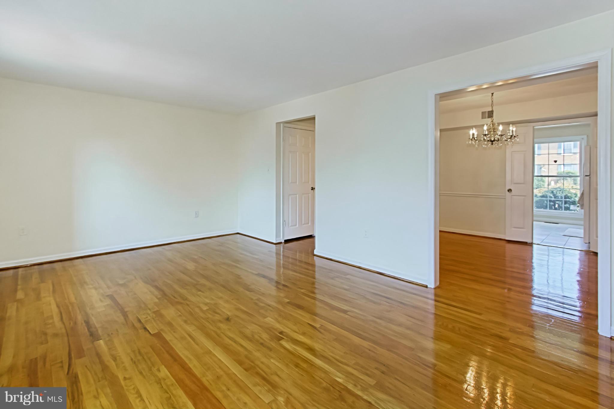 LEEWOOD - Residential