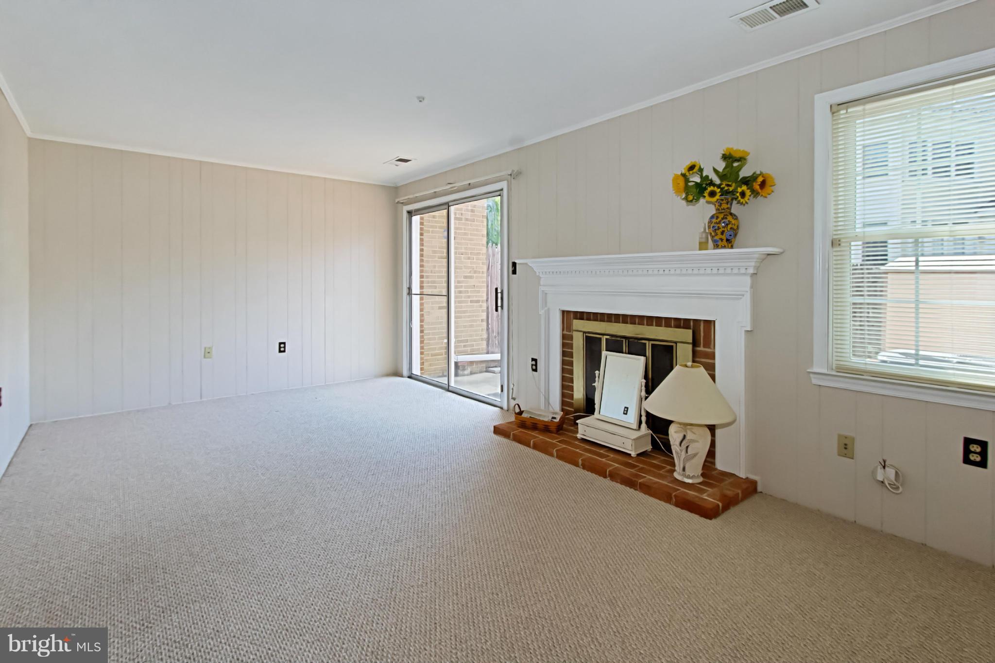 LEEWOOD - Residential