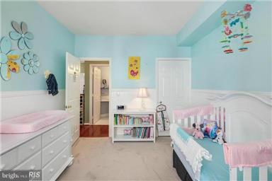 FOUNDERS WALK - Residential Lease